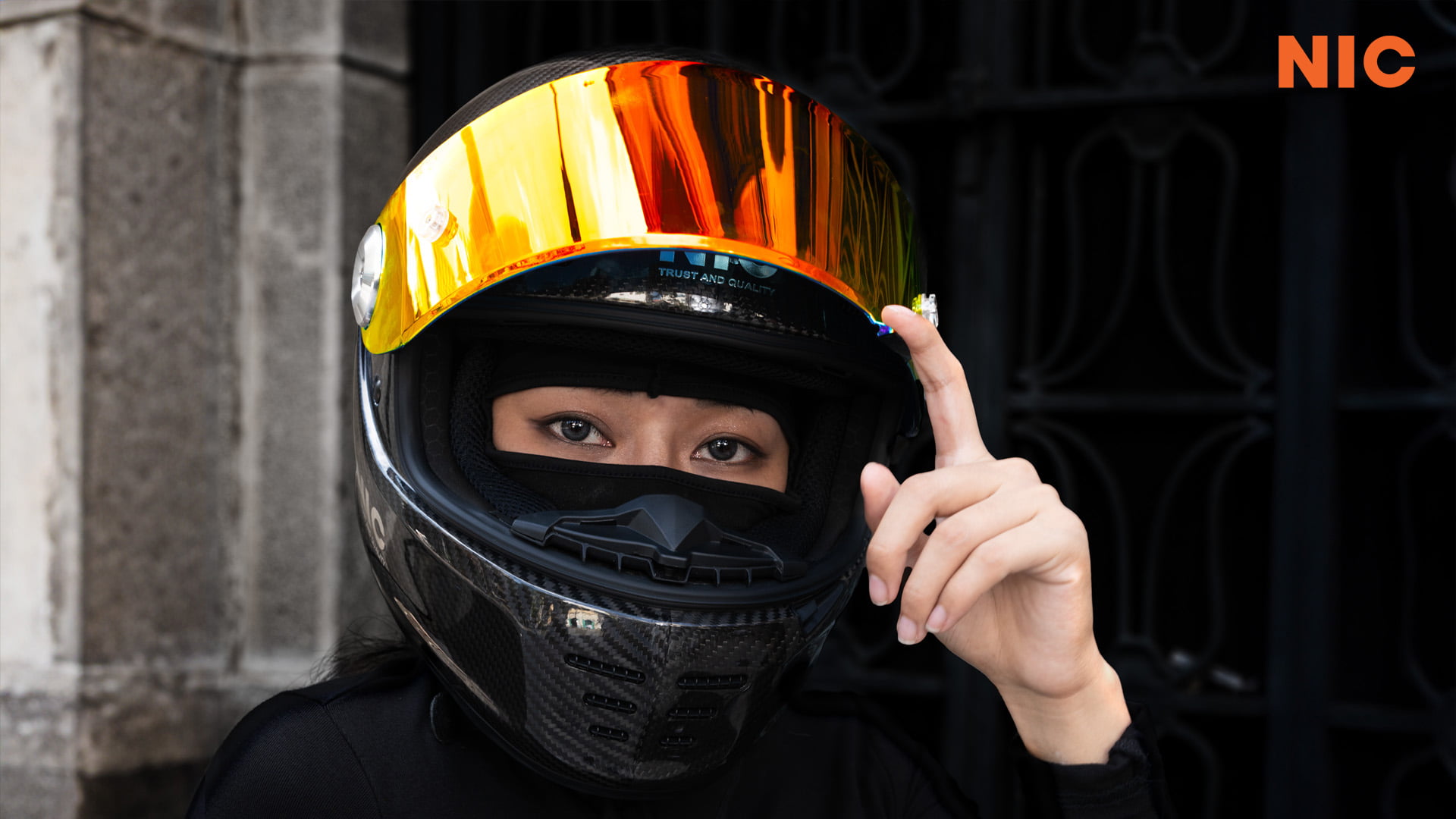 10+ Nguyên Nhân Khiến Bạn Đội Nón Bảo Hiểm Bị Nhức Đầu 9 Sử dụng khăn ninja đội nón fullface