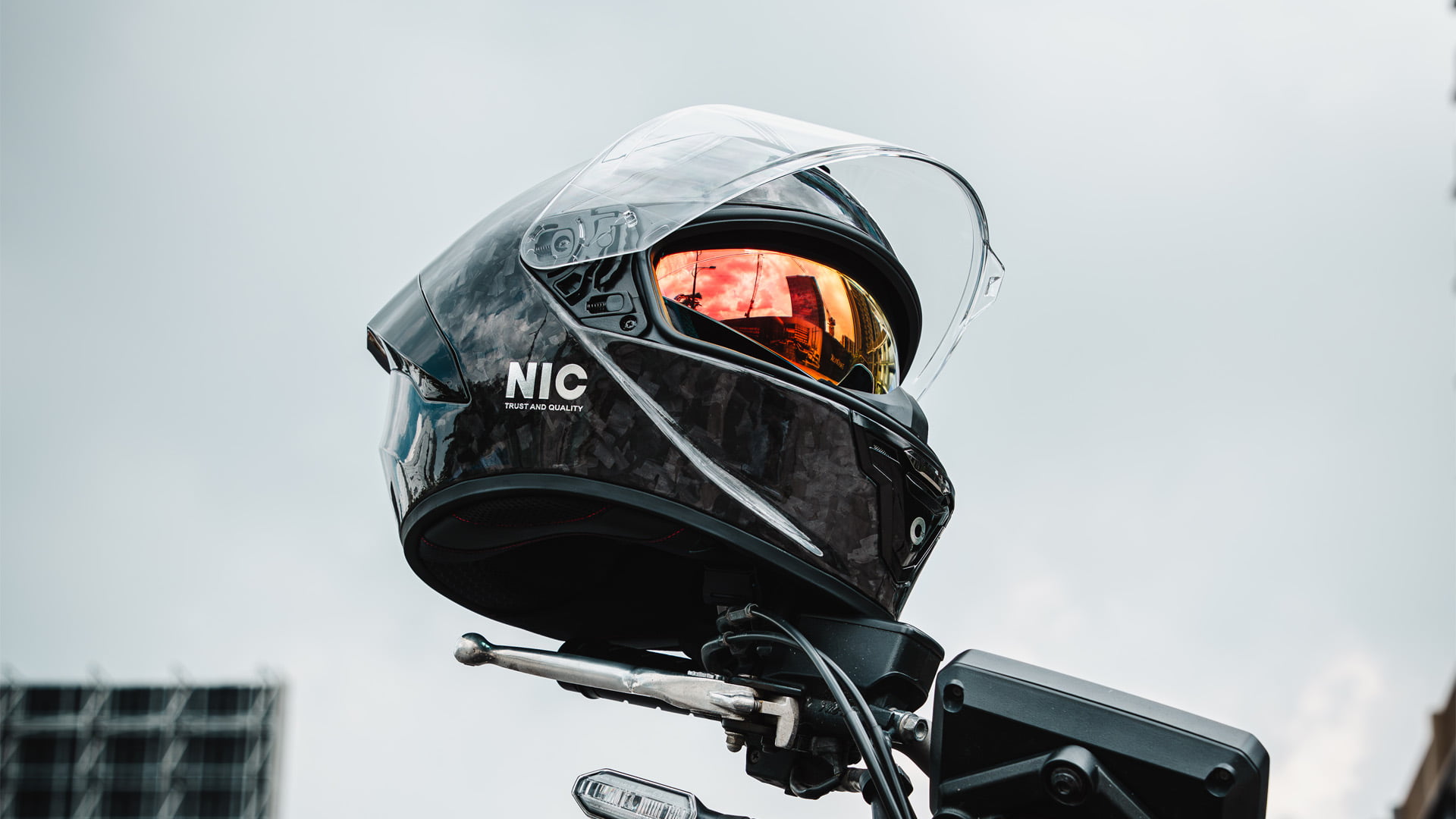 Các Xu Hướng Đội Nón Fullface Đang Được Ưa Chuộng? 3 Nón bảo hiểm fullface nhẹ và thoáng