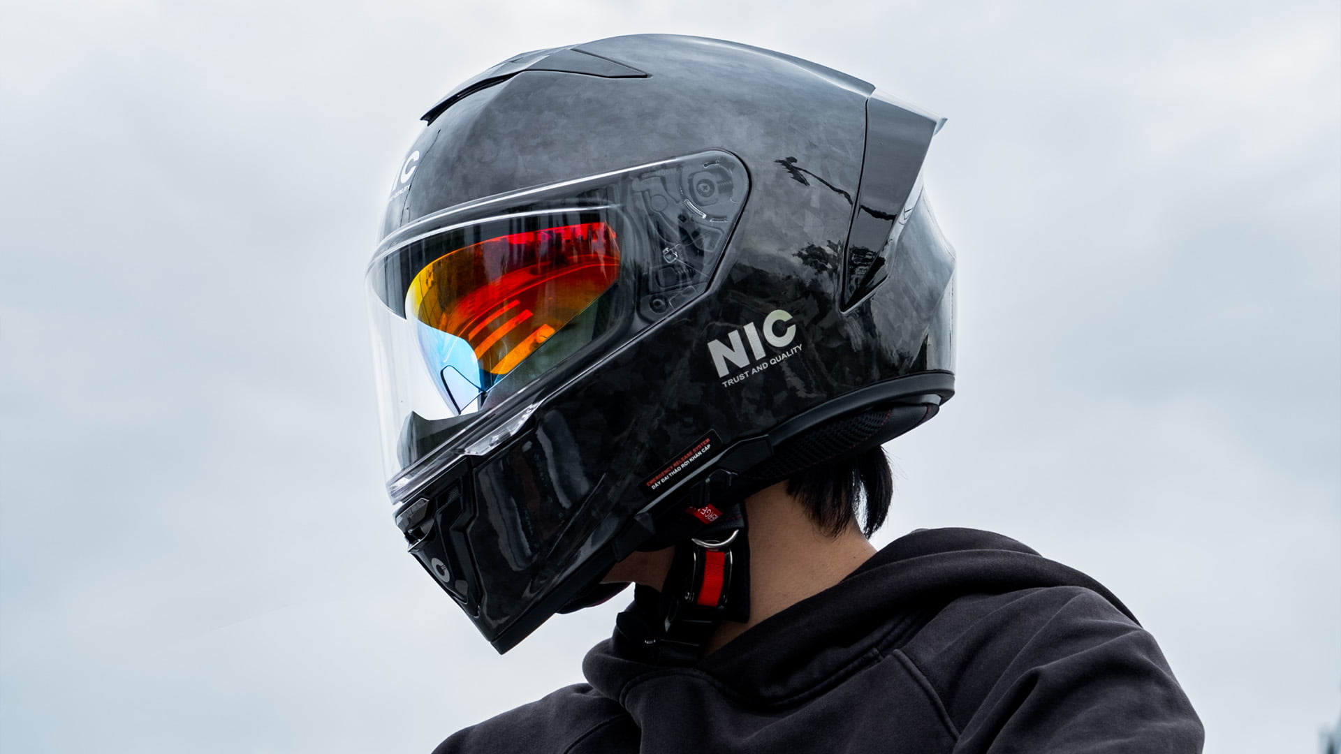 Các Xu Hướng Đội Nón Fullface Đang Được Ưa Chuộng? 7 Phong cách street wear đội nón fullface